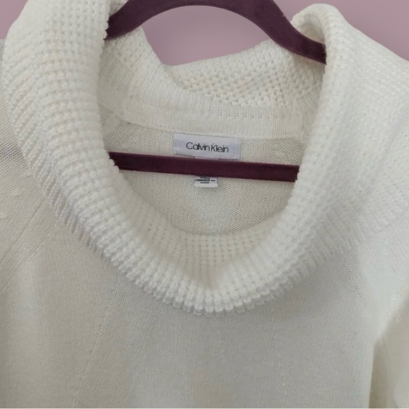 Calvin Klein White Cowl Neck Long Sweater L - Picture 3 of 11